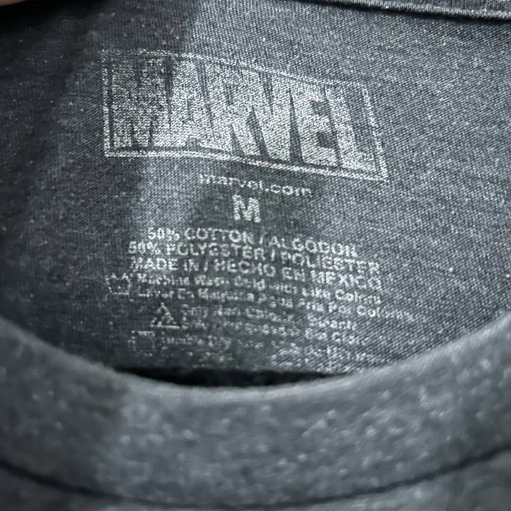 Men’s Marvel Graphic Tee, Size Medium - Picture 4 of 4